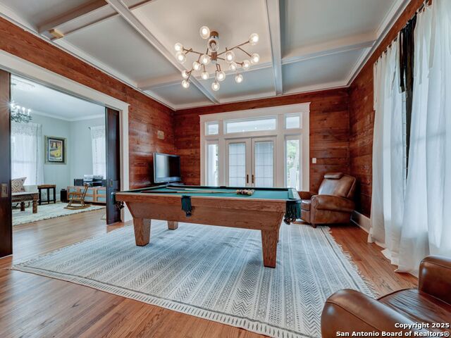 Image 10 of 40 For 702 French Pl W