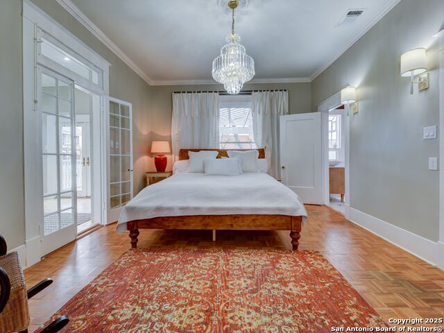 Image 14 of 40 For 702 French Pl W