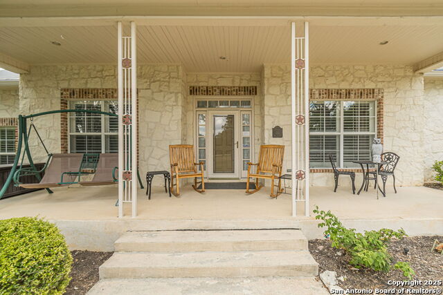 Listing photo id 10 for 7242 Exeter Ave