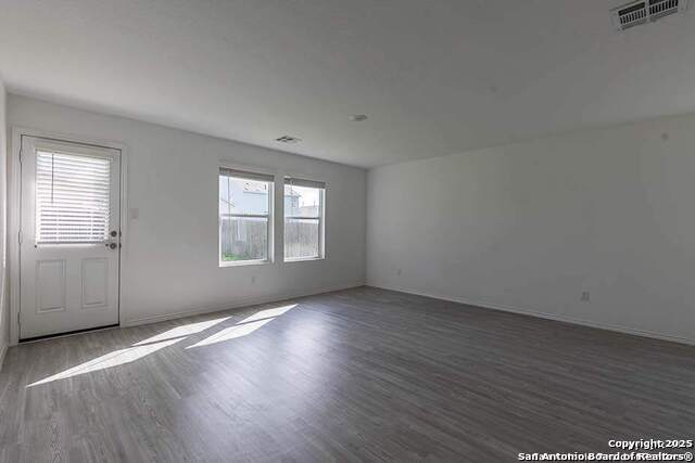 Image 11 of 23 For 15107 Greenfield Mill