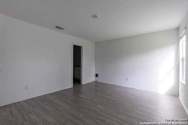 Image 13 of 23 For 15107 Greenfield Mill