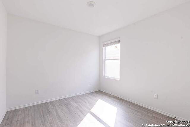 Image 18 of 23 For 15107 Greenfield Mill