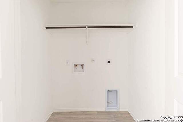 Image 21 of 23 For 15107 Greenfield Mill