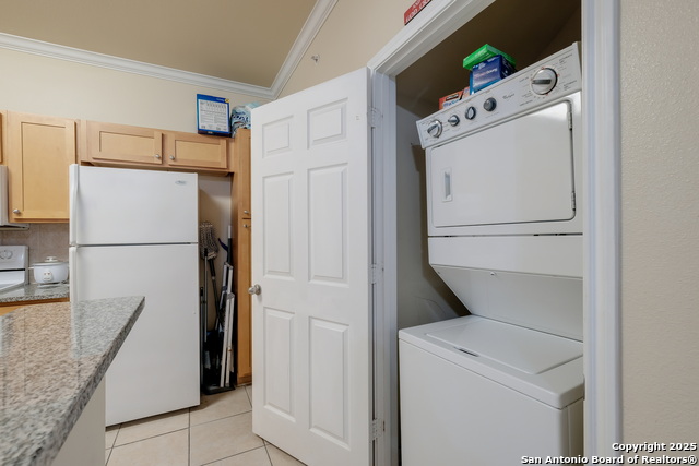 Image 11 of 29 For 6160 Eckhert Rd  #903