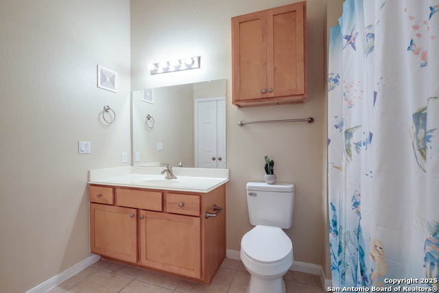 Image 19 of 29 For 6160 Eckhert Rd  #903