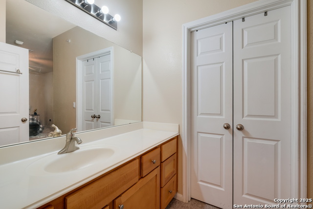 Image 24 of 29 For 6160 Eckhert Rd  #903