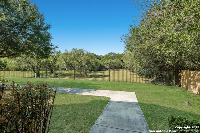 Image 25 of 29 For 6160 Eckhert Rd  #903