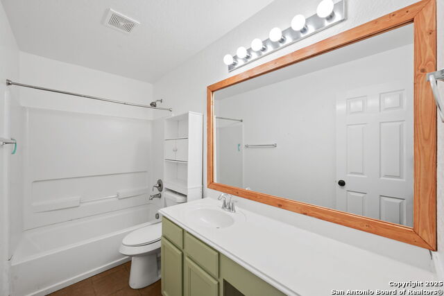 Image 17 of 22 For 11030 Chicory