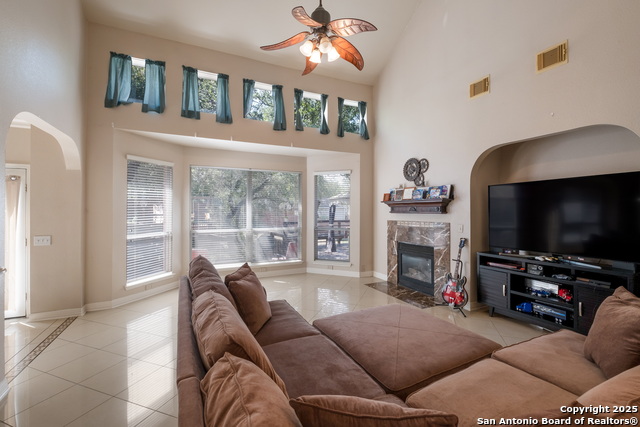 Image 7 of 29 For 12910 Vista Haven