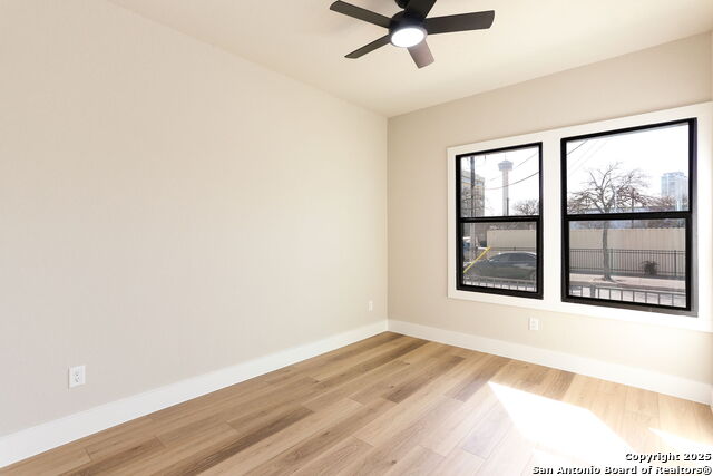 Listing photo id 14 for 103 Paso Hondo  202