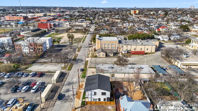 Listing photo id 28 for 103 Paso Hondo  202