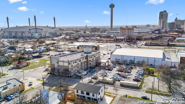 Listing photo id 31 for 103 Paso Hondo  202