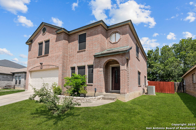 Image 2 of 32 For 5731 Lovett Oaks