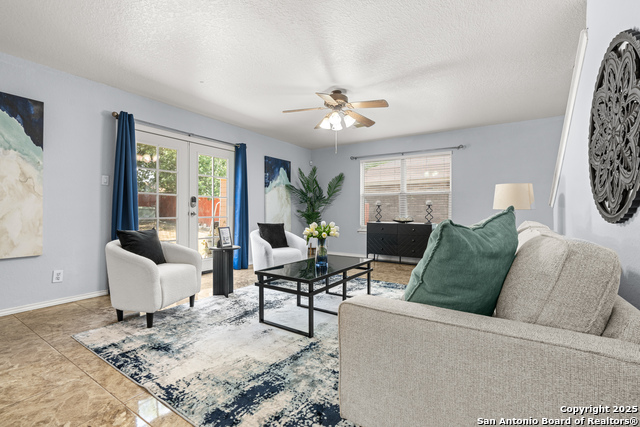 Image 3 of 32 For 5731 Lovett Oaks