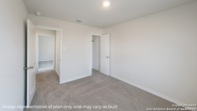 Listing photo id 6 for 21066 Gravel Keep