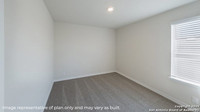 Listing photo id 7 for 21066 Gravel Keep
