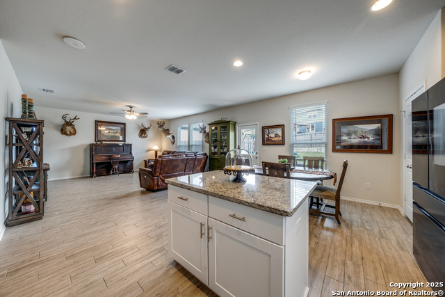 Image 12 of 28 For 27518 Sienna Creek