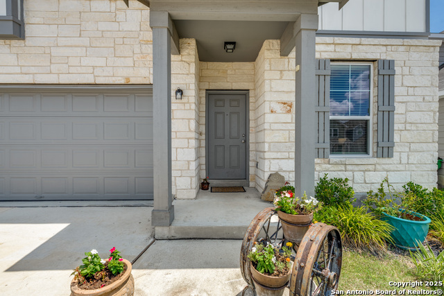 Image 3 of 28 For 27518 Sienna Creek