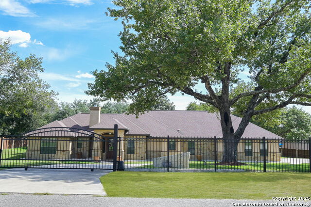 Details for 113 Eden Crossing, Adkins, TX 78101