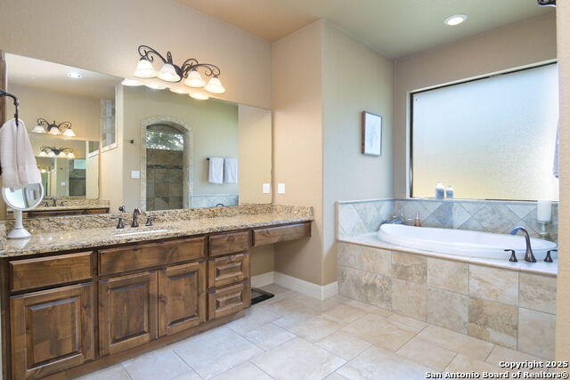 Image 19 of 39 For 113 Eden Crossing
