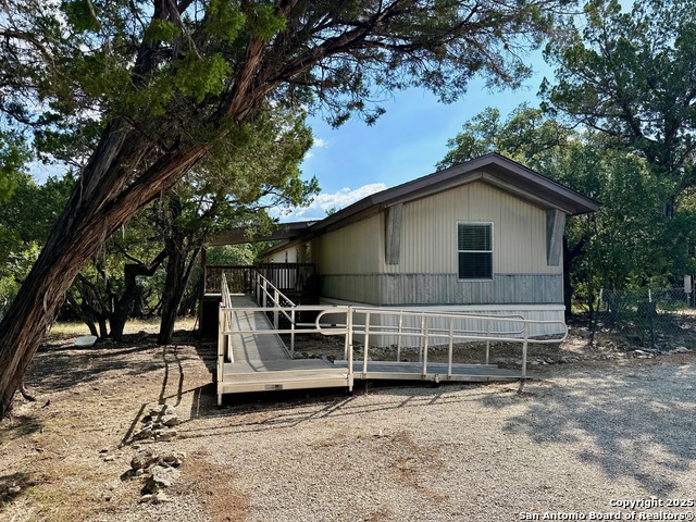 Details for 300 Pecos Road, Bandera, TX 78003