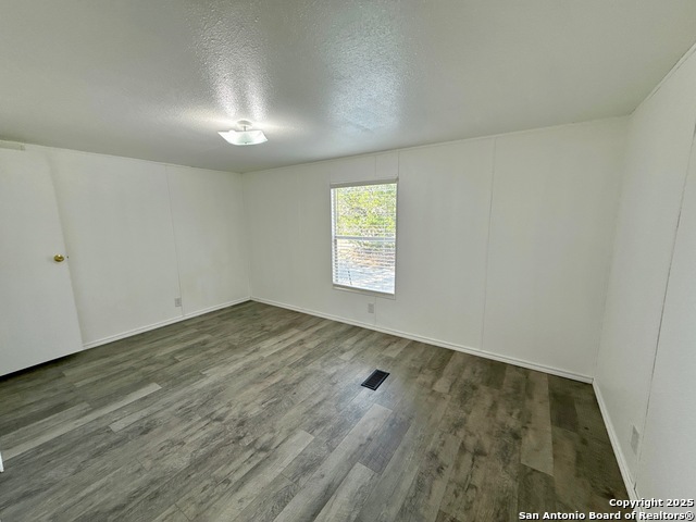 Image 18 of 44 For 300 Pecos Road