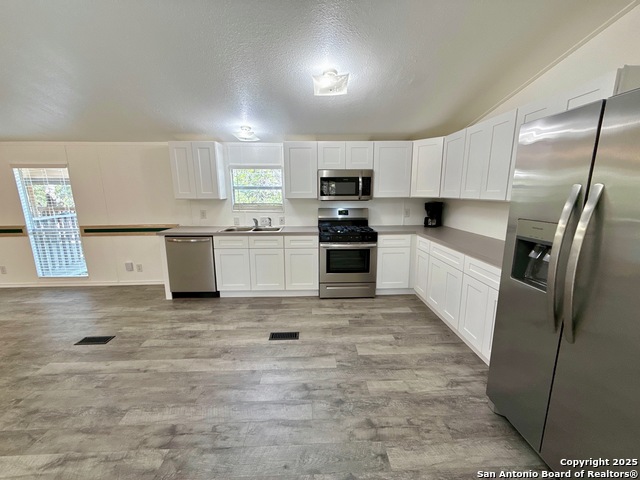 Image 8 of 44 For 300 Pecos Road