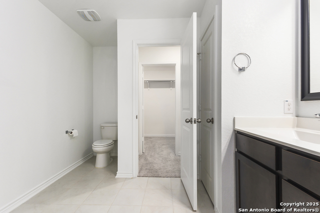 Image 23 of 41 For 10643 Military Dr W Unit 70