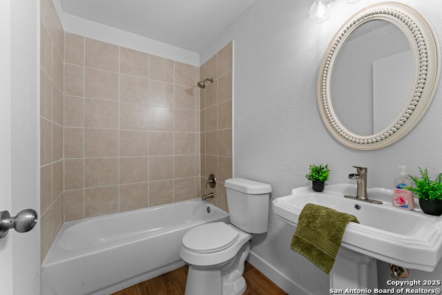 Image 11 of 19 For 9406 Cliff Way