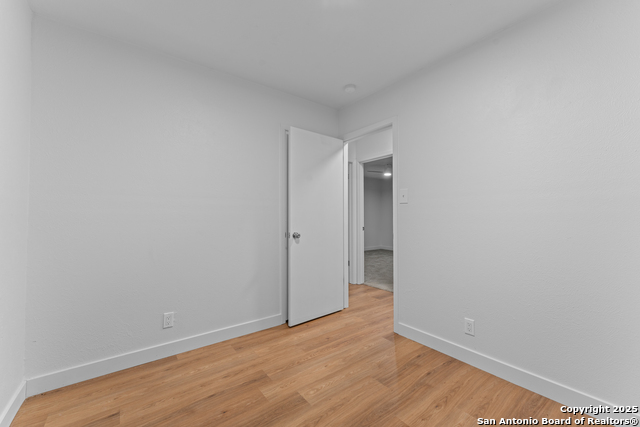 Image 16 of 19 For 9406 Cliff Way