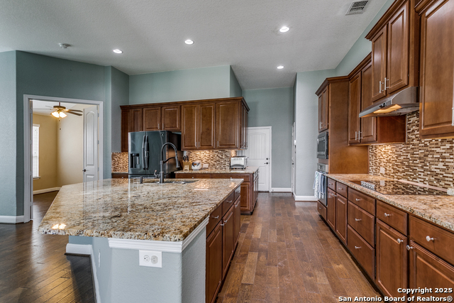 Image 9 of 25 For 816 Rye Moon Cove