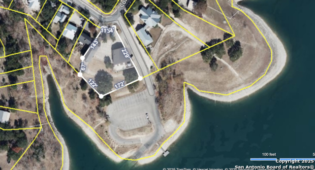 Listing photo id 1 for 2386 Colleen Dr