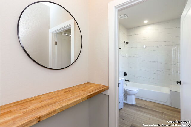 Image 21 of 48 For 103 Paso Hondo 201