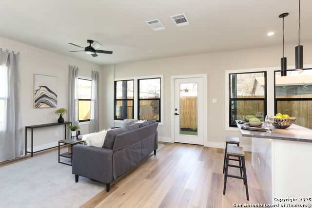 Image 8 of 48 For 103 Paso Hondo 201