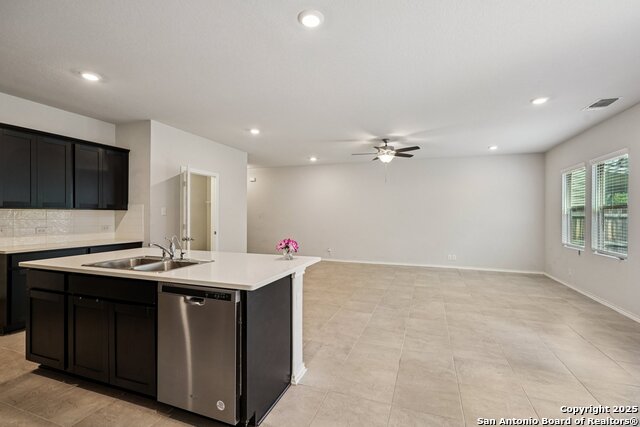 Image 12 of 44 For 6806 Prue Rd  27