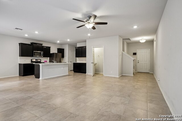 Image 15 of 44 For 6806 Prue Rd  27