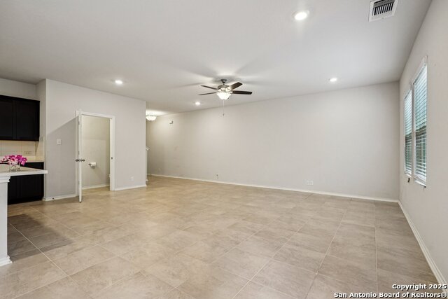 Image 16 of 44 For 6806 Prue Rd  27