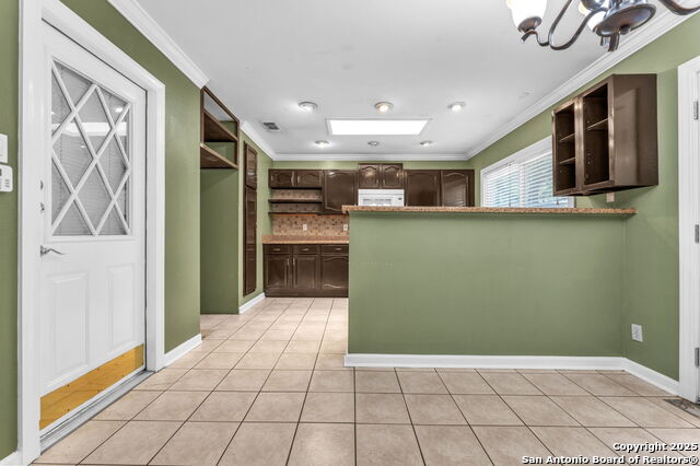 Image 9 of 28 For 5118 Alderton