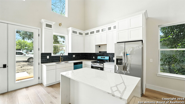 Image 10 of 34 For 265 School