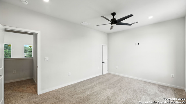 Image 19 of 34 For 265 School