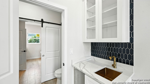 Image 30 of 34 For 265 School