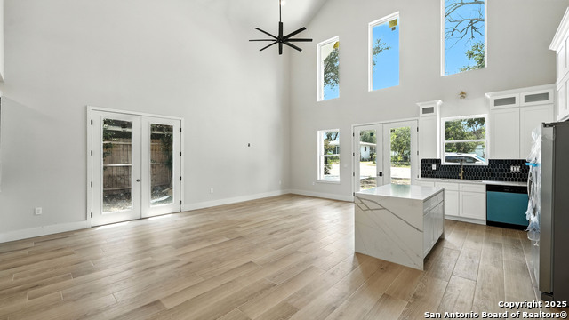 Image 6 of 34 For 265 School