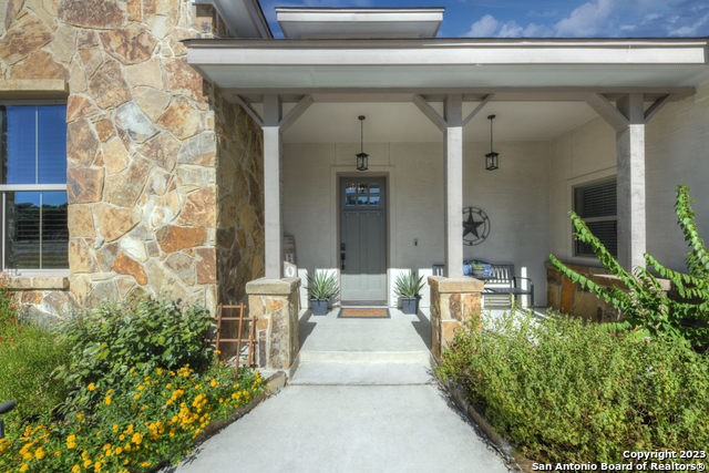 Image 2 of 49 For 811 Long Meadow