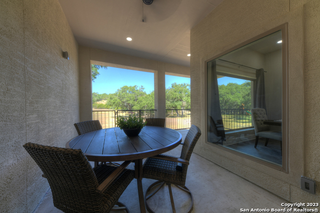 Image 38 of 49 For 811 Long Meadow