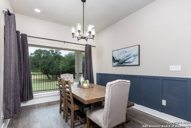 Image 6 of 49 For 811 Long Meadow