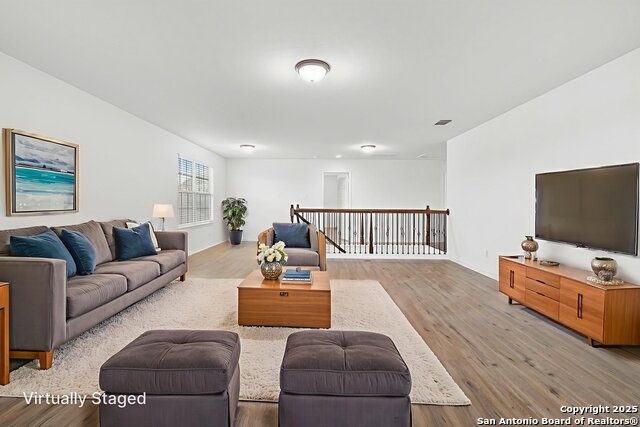 Image 25 of 63 For 20322 Oak Panache