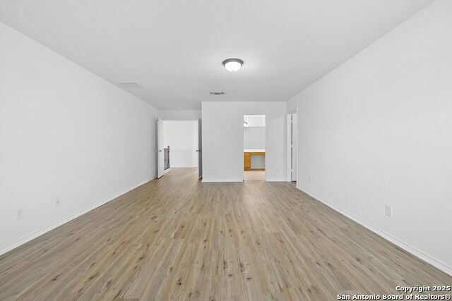 Image 30 of 63 For 20322 Oak Panache