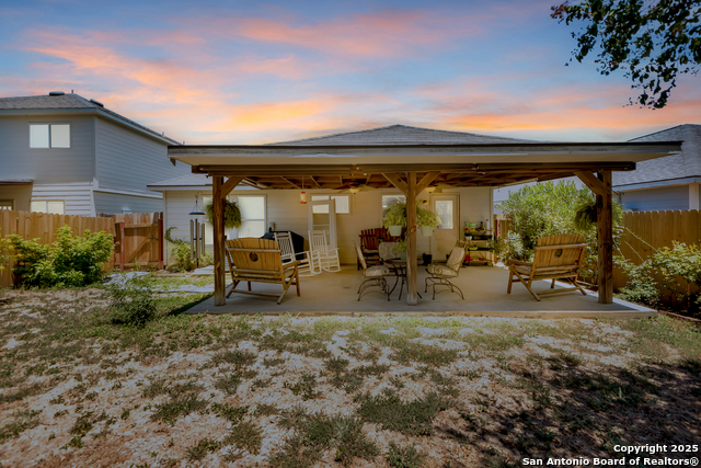 Listing photo id 22 for 11918 Briarton Wells