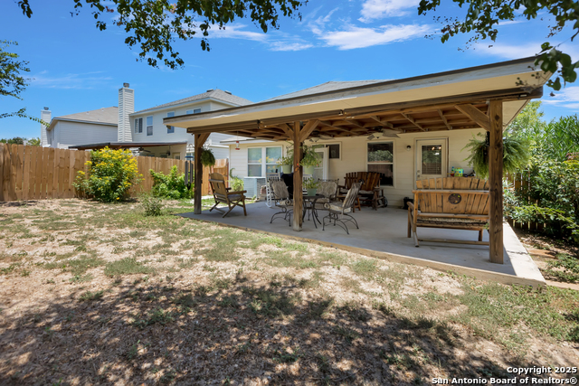 Listing photo id 23 for 11918 Briarton Wells