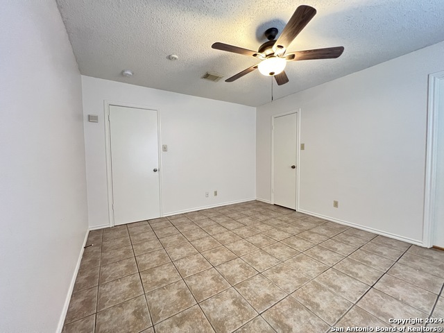 Image 10 of 27 For 6027 Walnut Mill Dr